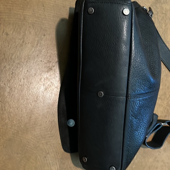 🌿Barney New York, Black Leather Crossbody Briefcase🌿 - Picture 7 of 7